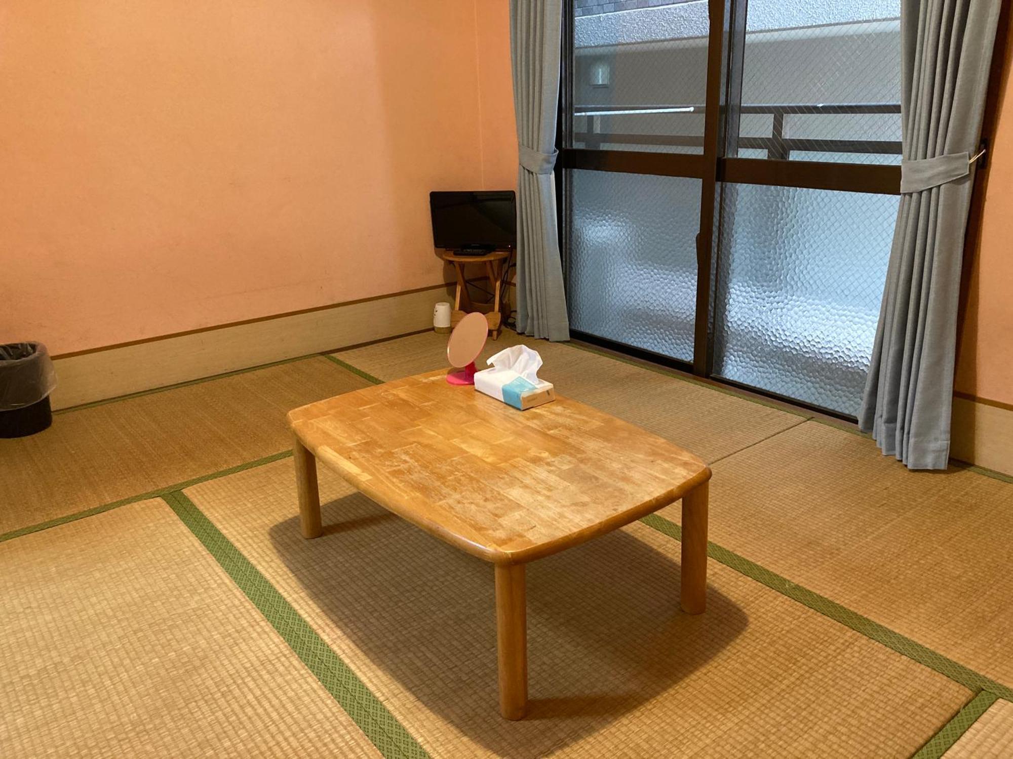 Hostel Hakuseiso Naha Kültér fotó
