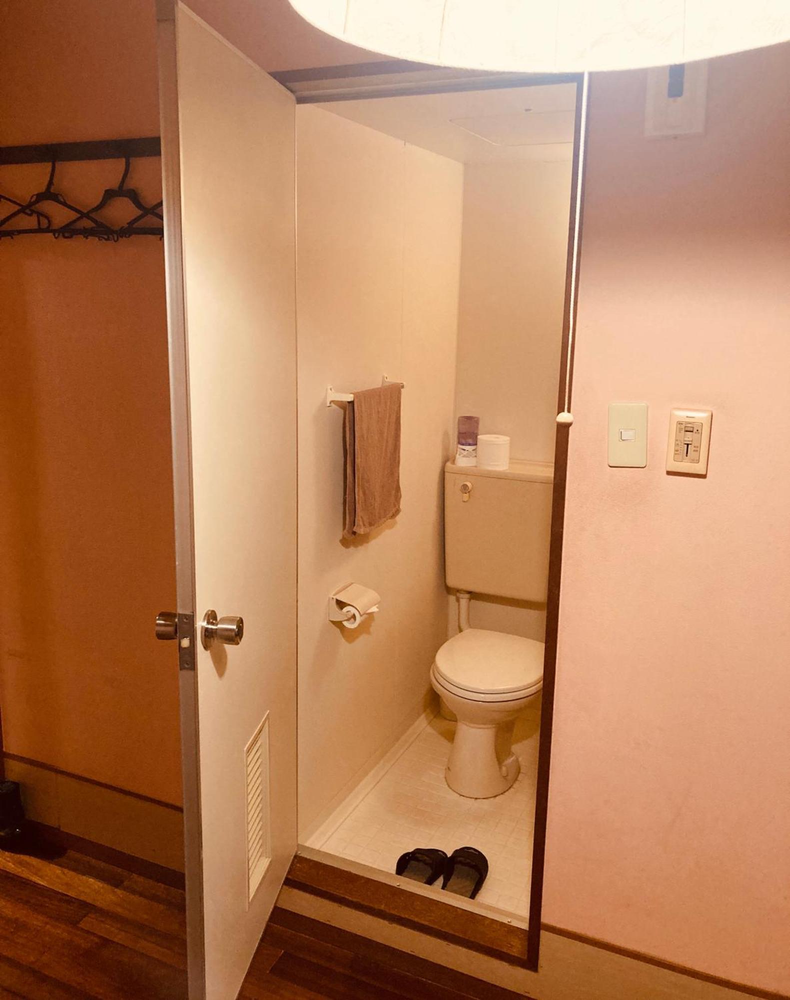 Hostel Hakuseiso Naha Kültér fotó