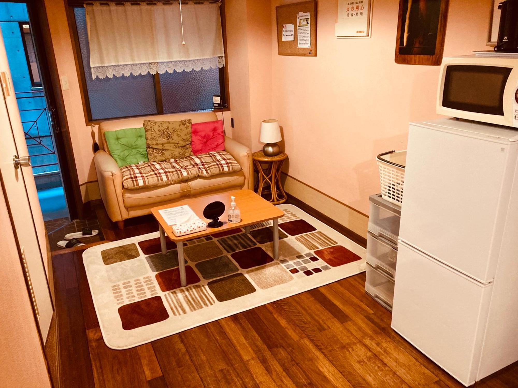 Hostel Hakuseiso Naha Kültér fotó